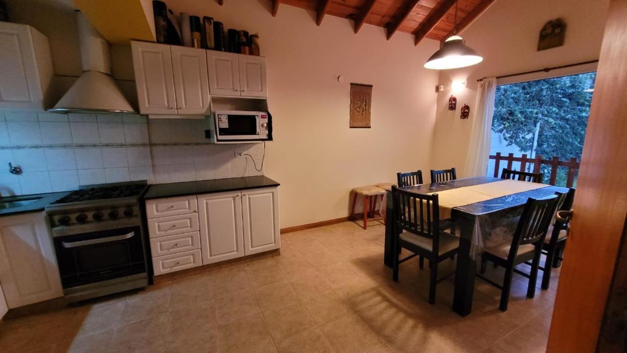 El Patio Del Aromo Apartment Puerto Madryn Exterior photo